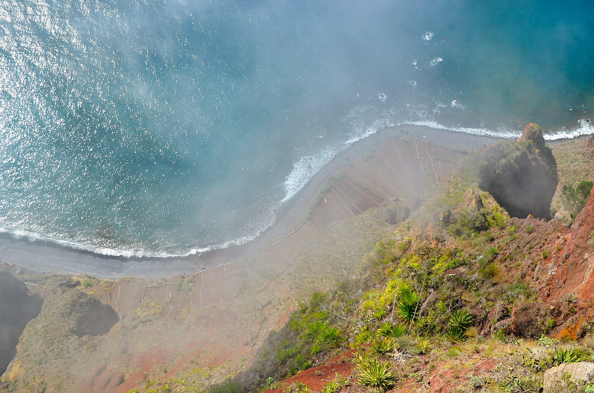 Cabo Girão, en av Europas høyeste havklipper på Madeira